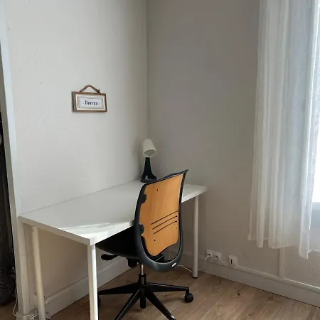 Spacieux Marx Dormoy Avec Parking Gratuit C Apartment